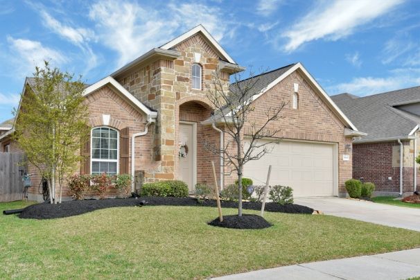 https://www.searchallproperties.com/new-construction/Rosser/-